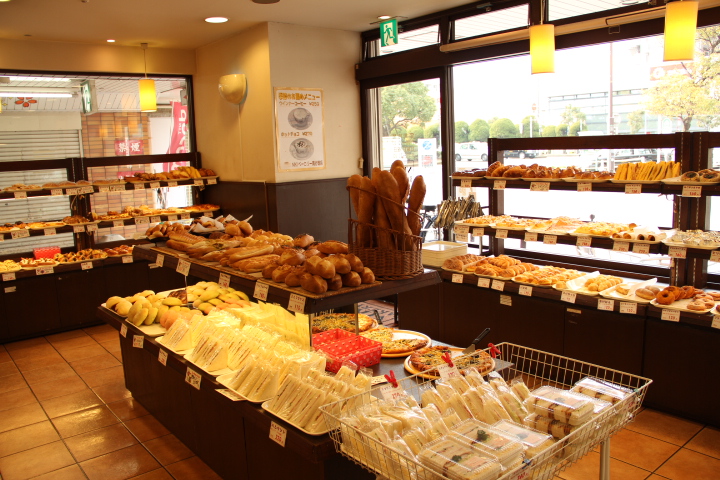 NIKI BAKERY