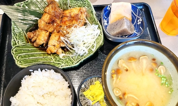 昼食・休憩