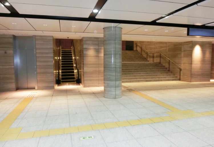 大手町駅