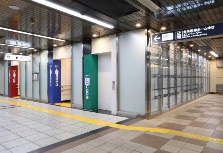 有楽町線　月島駅